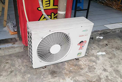 乌拉特后空调突然不制冷只吹自然风怎么办？