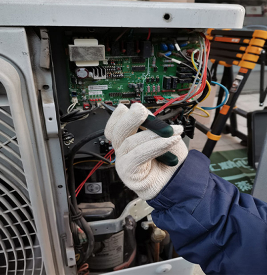  乌拉特后维修空调不制热